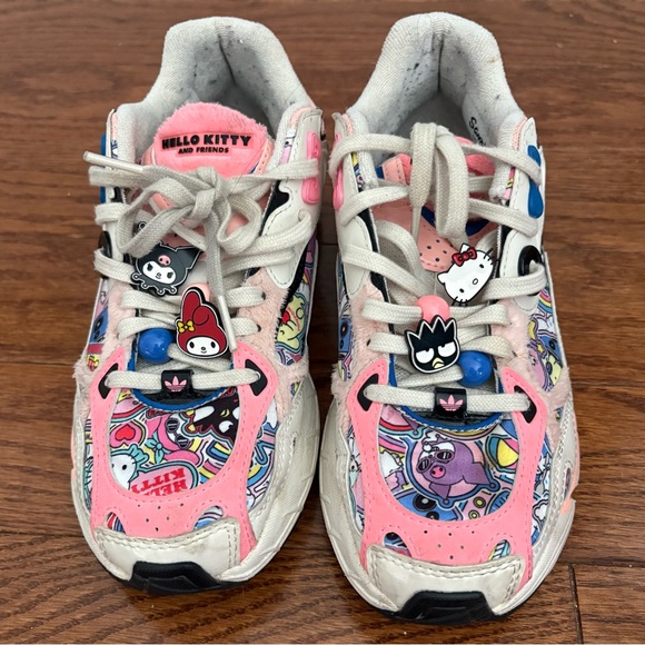 Adidas Hello Kitty Sanrio sneakers - Picture 5 of 7